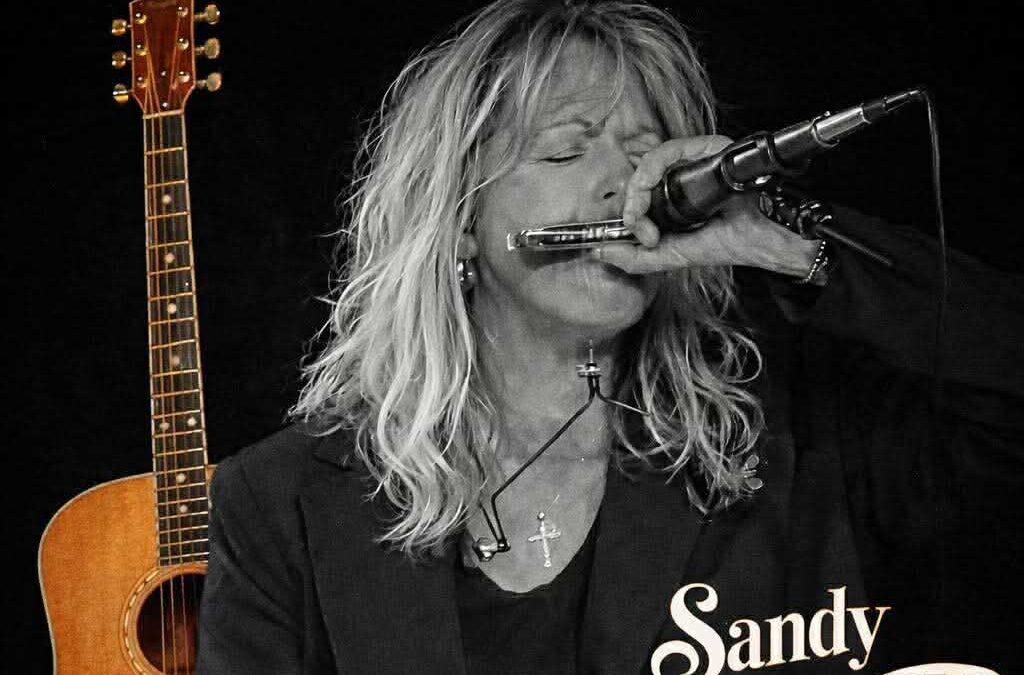 Sandy Picket